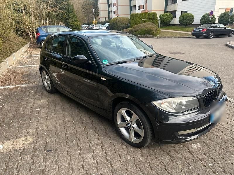 Second-hand BMW 118 143 CP (105 kW) 2007 Negru Hatchback
