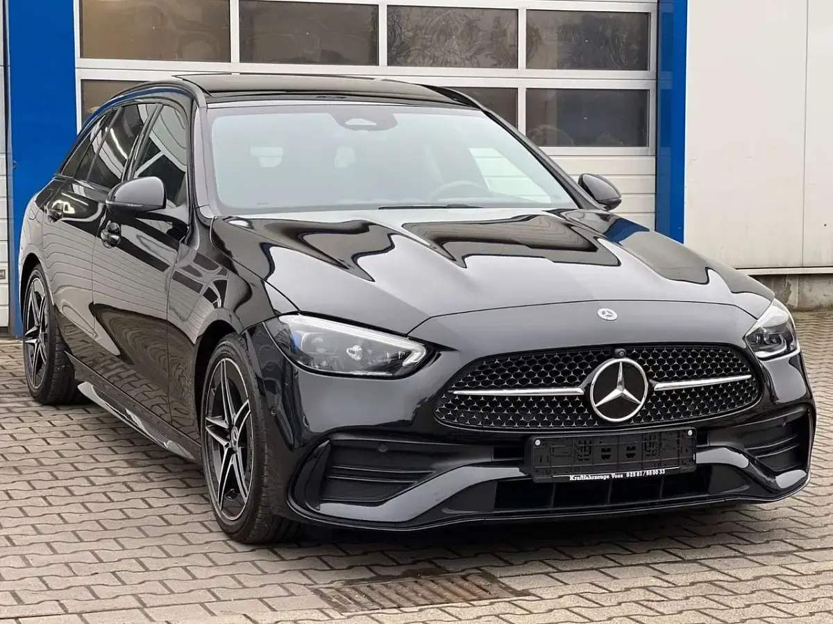 Gebraucht Mercedes C300 AMG line 265 PS (194 kW) 2022 Obsidianschwarz Kombi