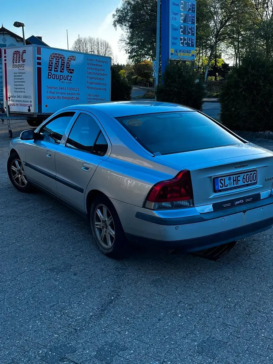 Occasion Volvo S60 140 ch (102 kW) 2002 Argent Berline