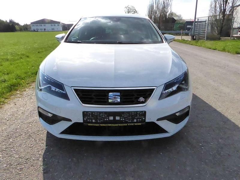 Usata Seat Leon FR 150 CV (110 kW) 2018 Bianco Utilitaria