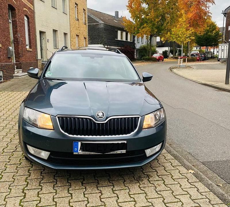 Gebraucht Skoda Octavia 150 PS (110 kW) 2016 Grau Kleinwagen