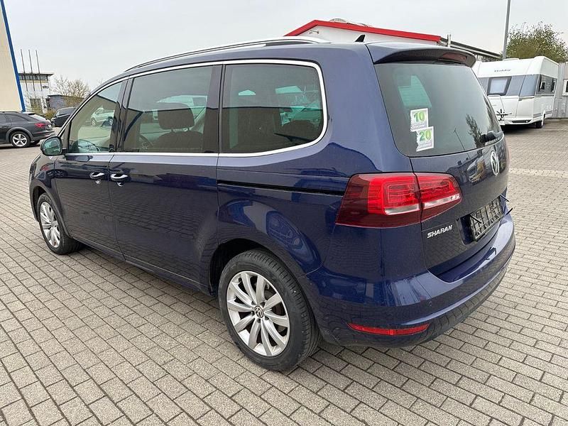Gebraucht VW Sharan Highline 177 PS (130 kW) 2019 Blau Van / Kleinbus