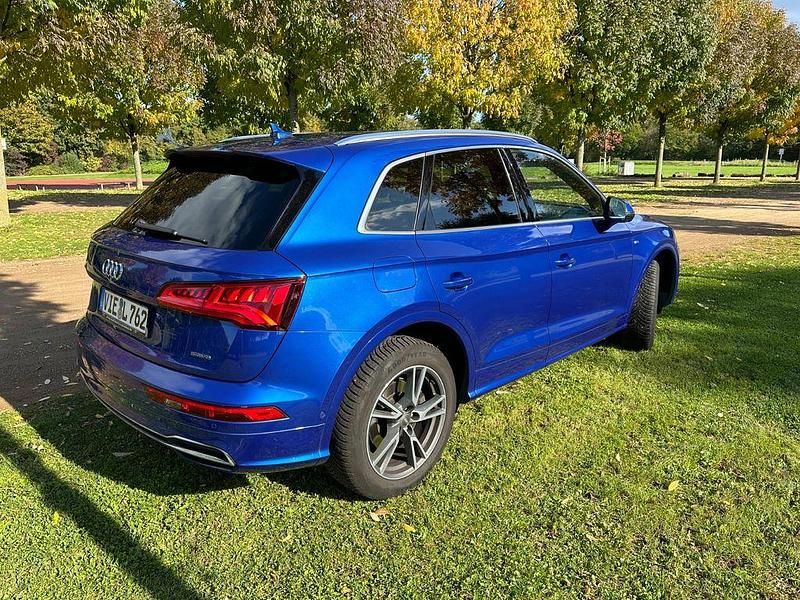 Gebraucht Audi Q5 S-Line 190 PS (139 kW) 2019 Blau SUV