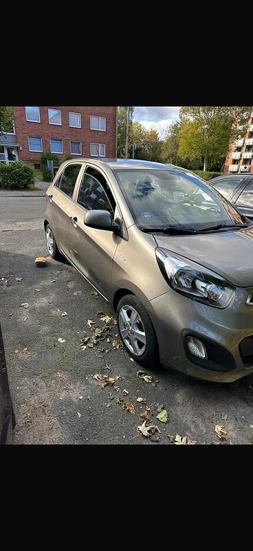 Gebraucht Kia Picanto 69 PS (50 kW) 2014 Beige Kleinwagen