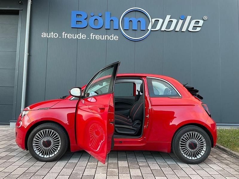 Gebraucht Fiat 500e Red 69 kW (95 PS) 2023 Rot Cabrio