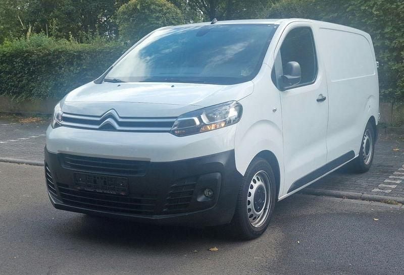 Weiß Gebraucht 2019 Citroën Jumpy Van / Kleinbus | 9.600 € (Fairer Preis) - Bild 1/4