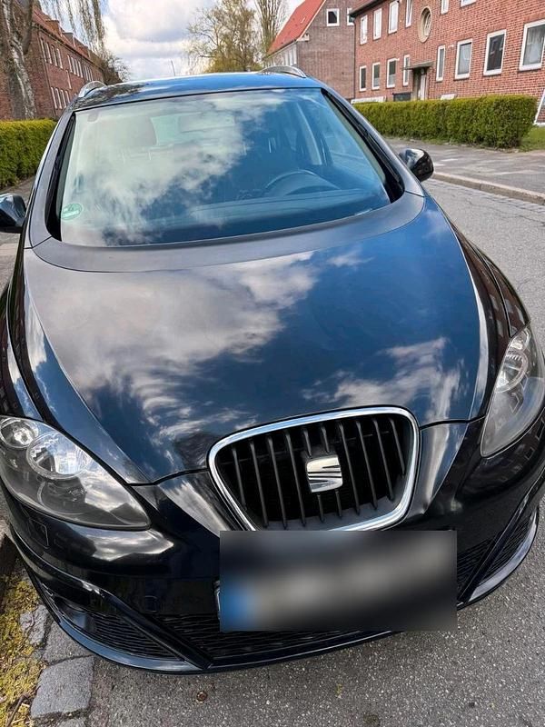 Gebraucht Seat Altea XL 140 PS (102 kW) 2012 Schwarz Van / Kleinbus