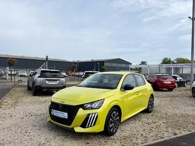 Gebraucht Peugeot 208 Style 101 PS (74 kW) 2025 Gelb Kleinwagen