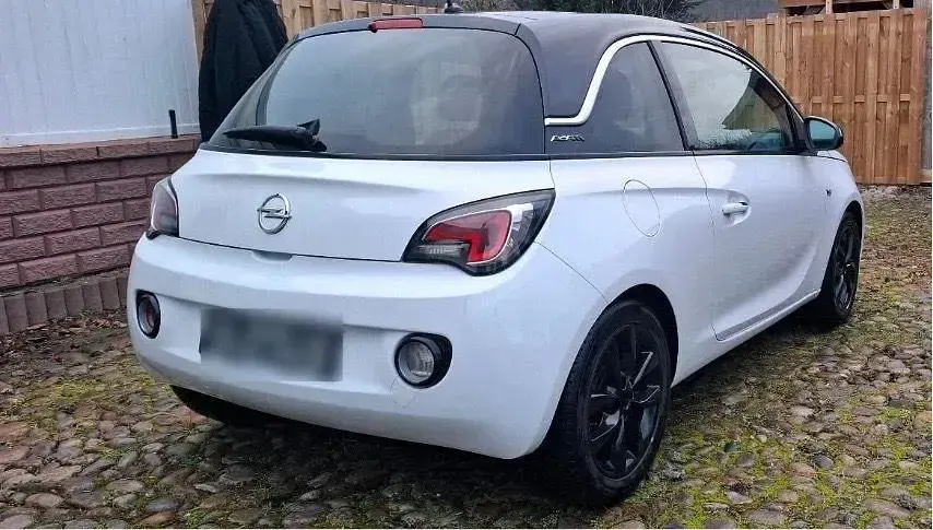 Gebraucht Opel Adam 87 PS (63 kW) 2014 Weiß Kleinwagen