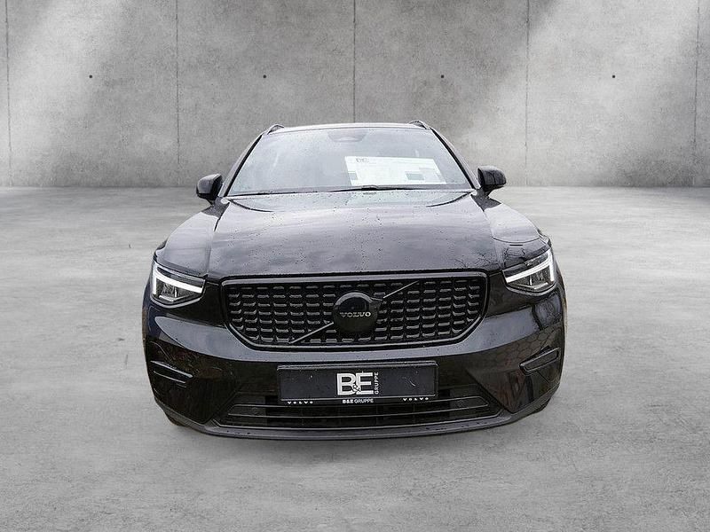 Gebraucht Volvo XC40 Plus 163 PS (119 kW) 2024 Schwarz SUV