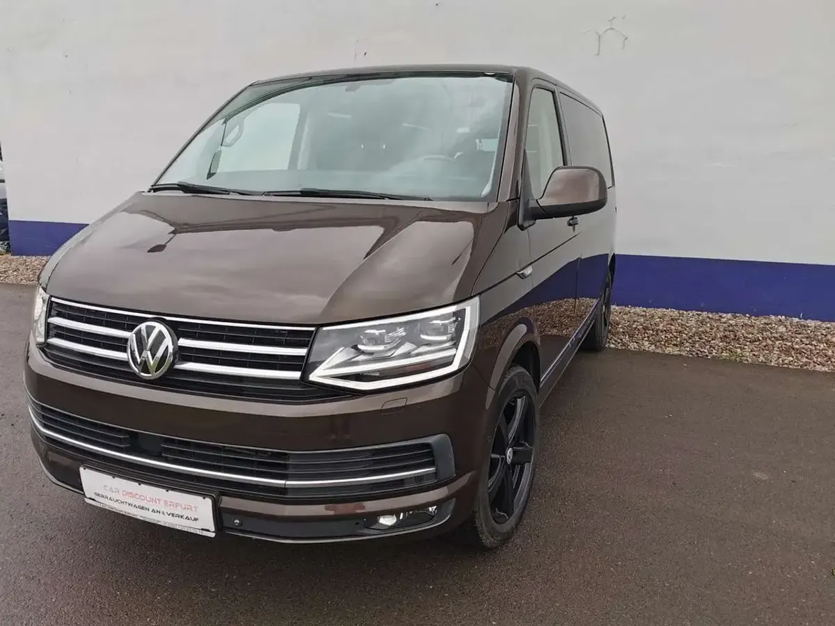 Gebraucht VW Multivan Generation Six 204 PS (150 kW) 2015 Chestnut brown metallic Van / Kleinbus