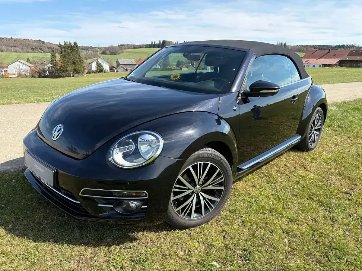 Gebraucht VW Beetle Cabriolet Sound 105 PS (77 kW) 2017 Schwarz Cabrio