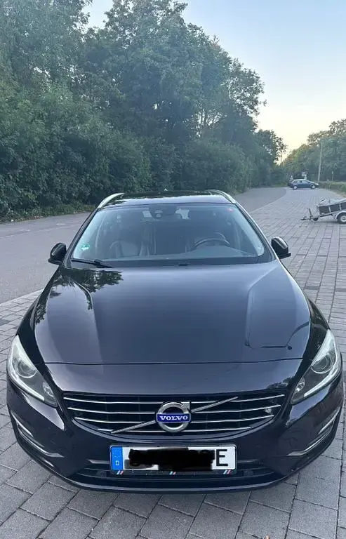 Gebraucht Volvo V60 Summum 288 PS (211 kW) 2013 Schwarz Kombi