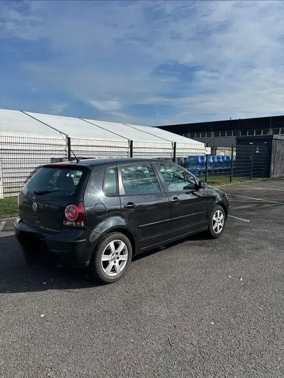 Gebraucht VW Polo Sportline 75 PS (55 kW) 2006 Schwarz Kleinwagen