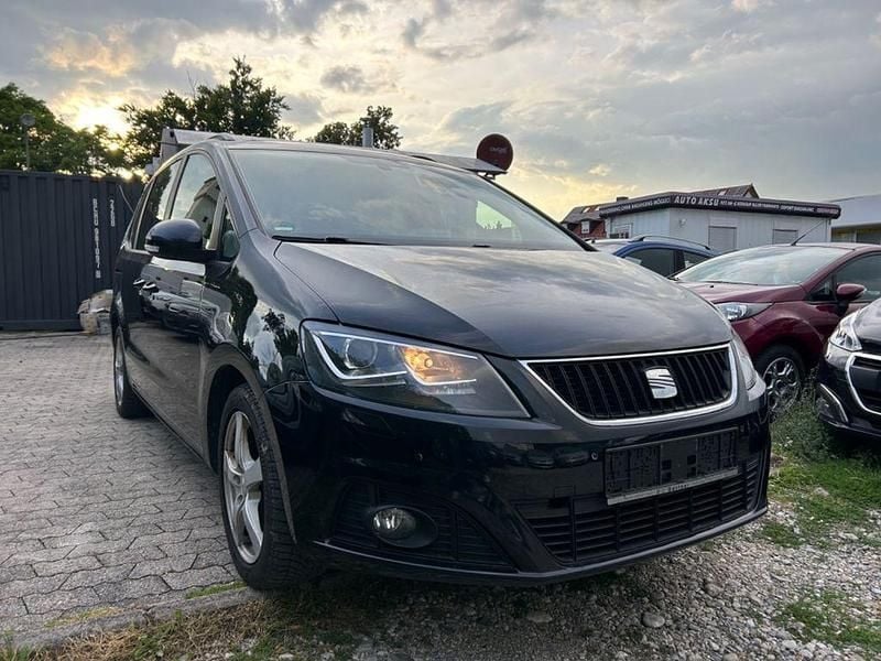 Schwarz Gebraucht 2010 Seat Alhambra Style Van / Kleinbus | 4.990 € (Etwas zu teuer) - Bild 1/4