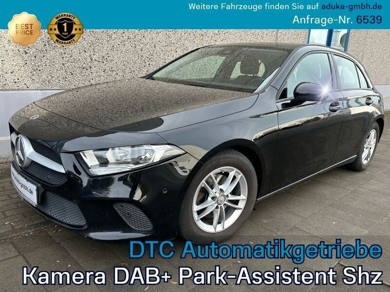 Schwarz Gebraucht 2021 Mercedes A180 Limousine | 19.999 € (Guter Preis) - Bild 1/4