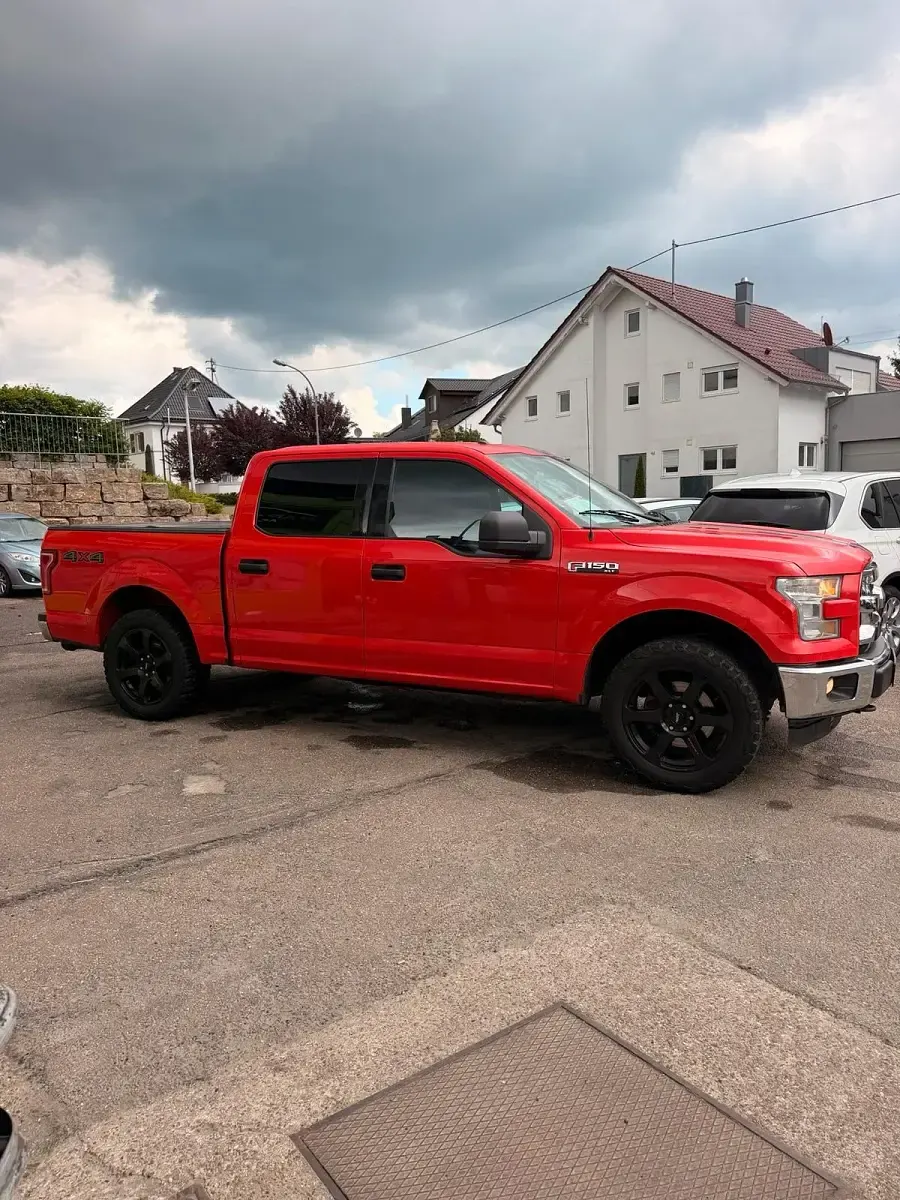 Gebraucht Ford F-150 XLT 299 PS (219 kW) 2015 Rot Pickup