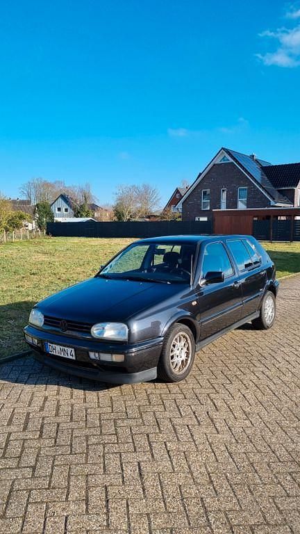 Gebraucht VW Golf III 75 PS (55 kW) 1997 Schwarz Limousine