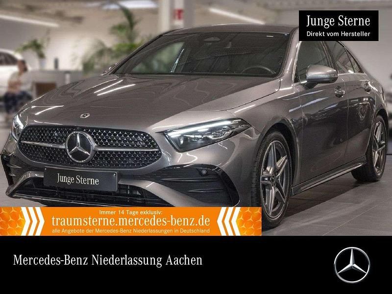 Grau Gebraucht 2024 Mercedes A200 Advanced Plus Limousine | 35.990 € (Etwas zu teuer) - Bild 1/3