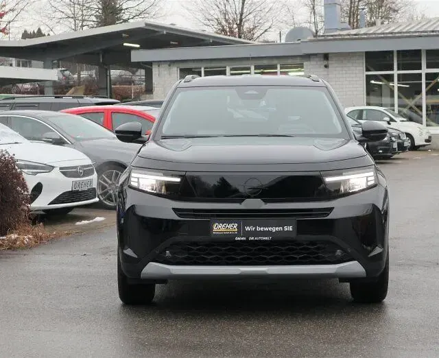 Neu Opel Frontera 145 PS (106 kW) 2026 Karbon schwarz SUV