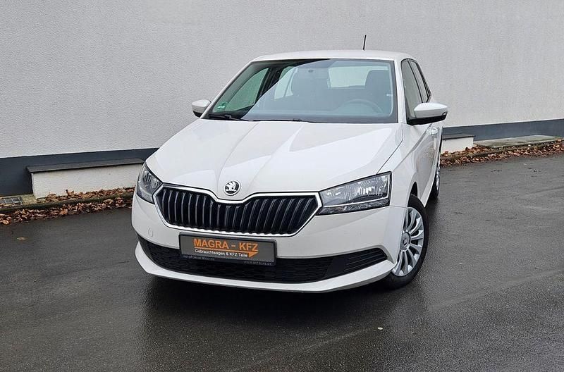 Weiß Gebraucht 2020 Skoda Fabia Cool Plus Kombi | 5.999 € (Guter Preis) - Bild 1/4