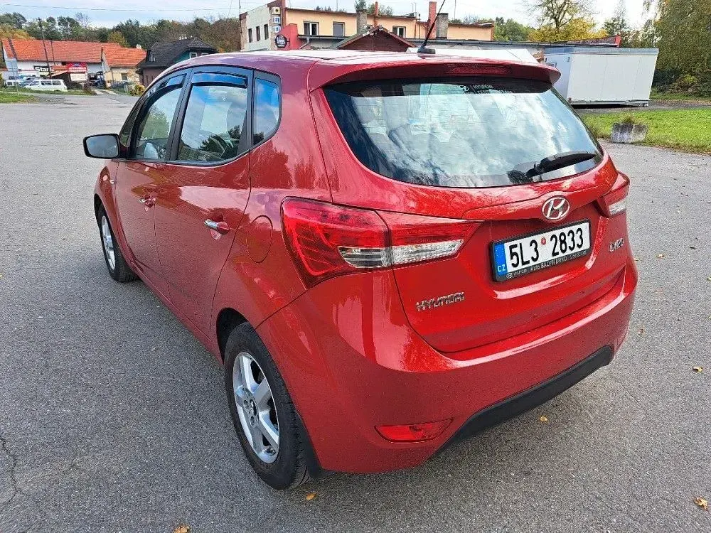 Occasion Hyundai ix20 Classic 90 ch (66 kW) 2016 Rouge Citadine