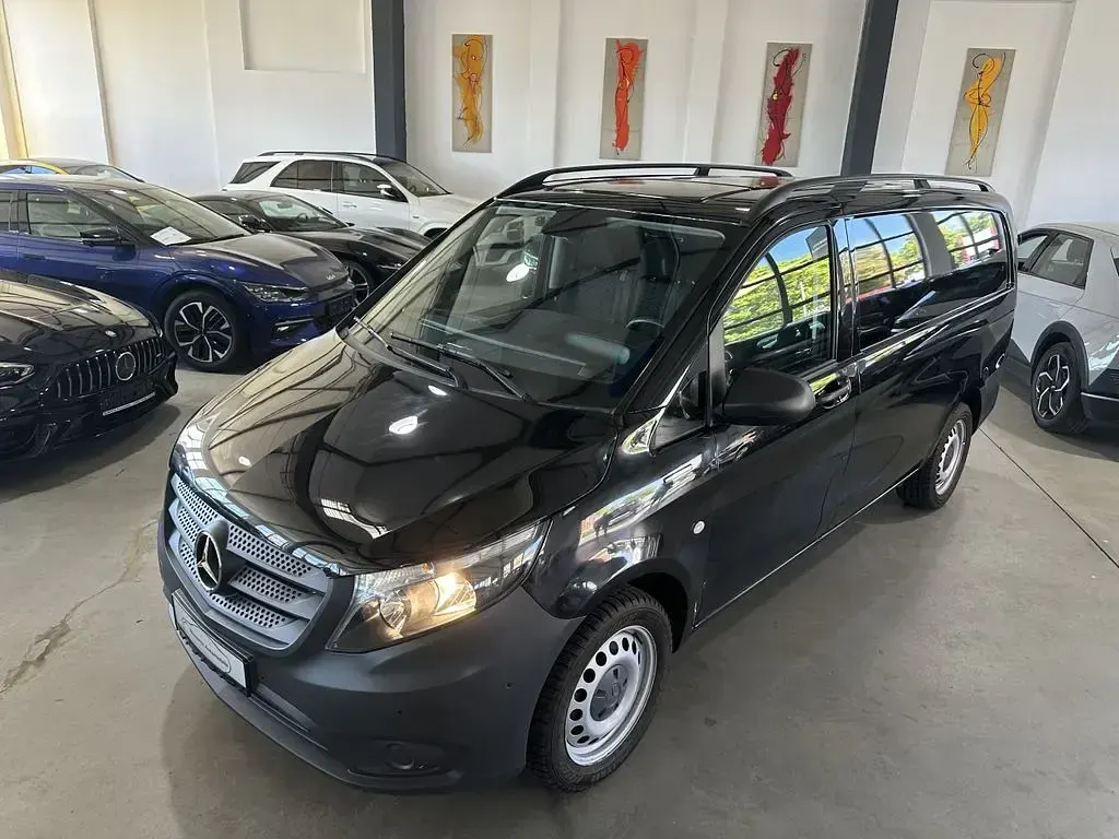 Gebraucht Mercedes e-Vito 85 kW (116 PS) 2022 Schwarz Van