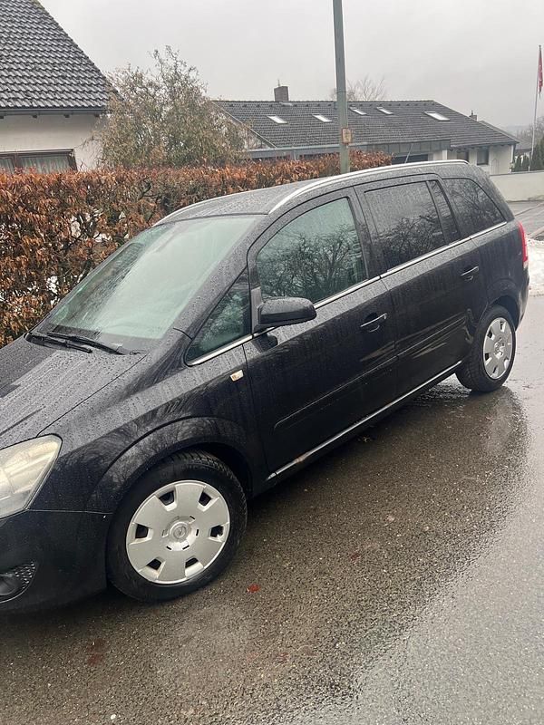 Gebraucht Opel Zafira 150 PS (110 kW) 2009 Schwarz Van / Kleinbus