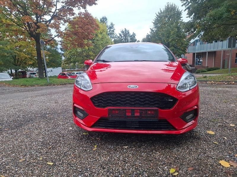 Rot Gebraucht 2018 Ford Fiesta ST-Line Kleinwagen | 7.950 € (Superpreis) - Bild 1/4