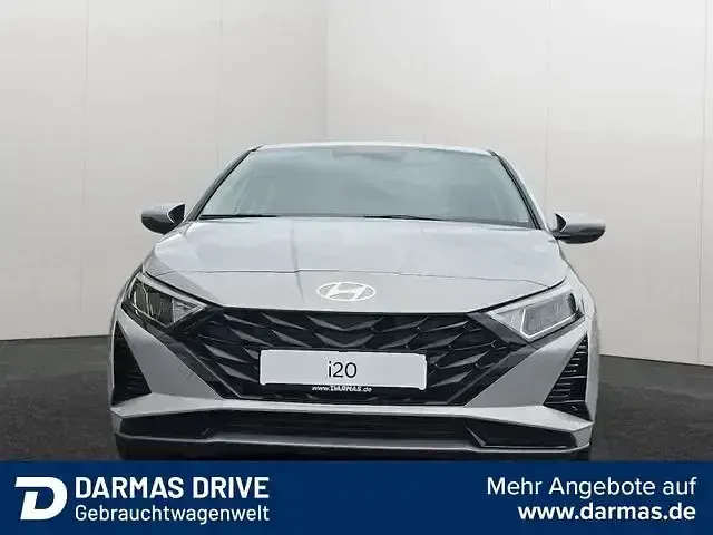 Usata Hyundai i20 Trend 101 CV (74 kW) 2024 Grigio Berlina