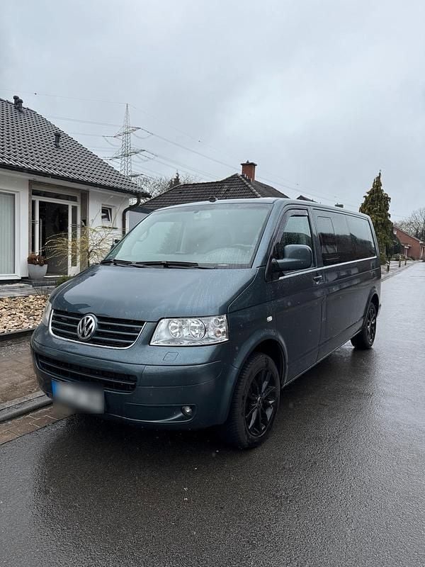 Gebraucht VW T5 131 PS (96 kW) 2006 Grau Van