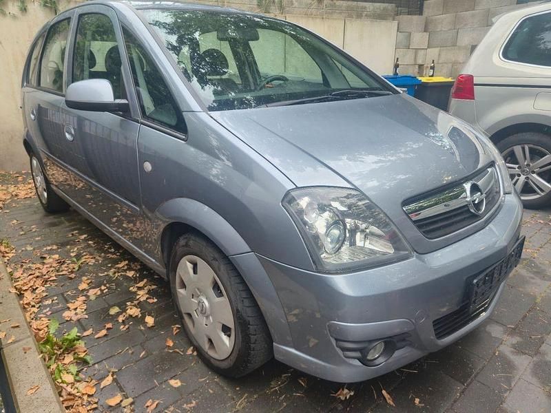 Gebraucht 2006 Opel Meriva Edition Van / Kleinbus | 3.189 € (Etwas zu teuer) - Bild 1/4