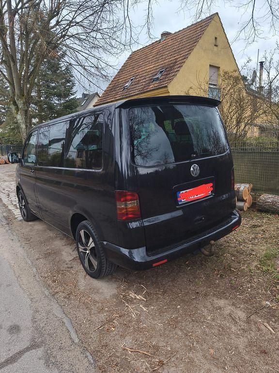 Gebraucht VW T5 102 PS (75 kW) 2008 Schwarz Van