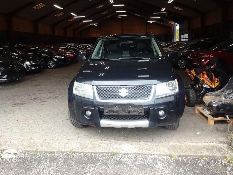 Schwarz Gebraucht 2007 Suzuki Grand Vitara Club SUV | 3.200 € (Fairer Preis) - Bild 1/4