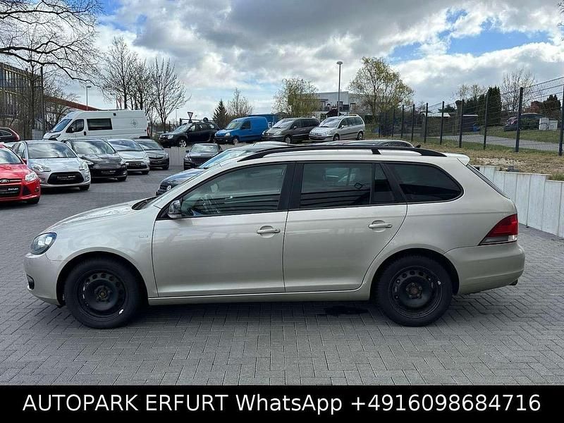 Gebraucht VW Golf VI Match 140 PS (102 kW) 2013 Silber Kleinwagen