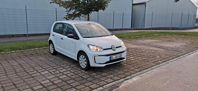 Weiß Gebraucht 2019 VW e-up! Kleinwagen | 10.200 € (Fairer Preis) - Bild 1/4