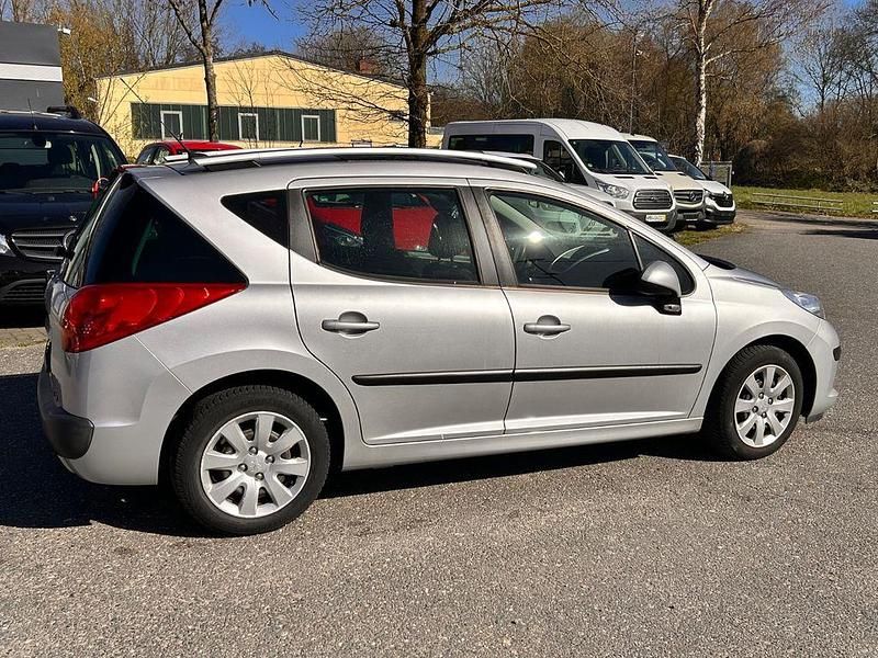 Gebraucht Peugeot 207 Tendance 95 PS (69 kW) 2008 Grau Kombi
