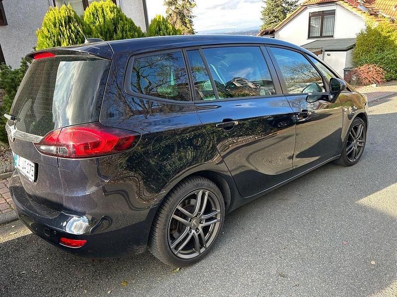 Gebraucht Opel Zafira Tourer 170 PS (125 kW) 2019 Blau Van / Kleinbus