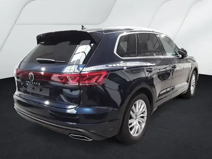 Gebraucht VW Touareg Elegance 231 PS (169 kW) 2025 Meloe blue kristalleffekt SUV