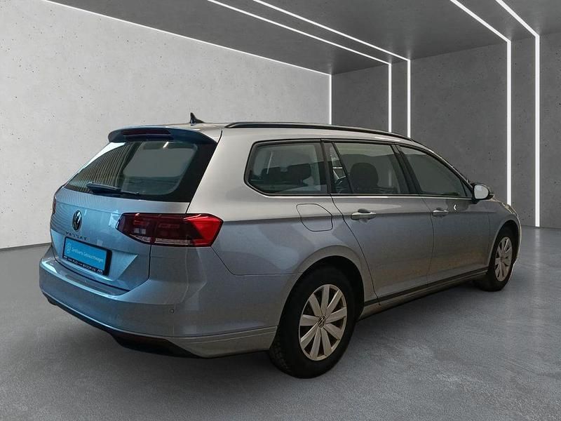 Gebraucht VW Passat Conceptline 150 PS (110 kW) 2022 Silber Kombi