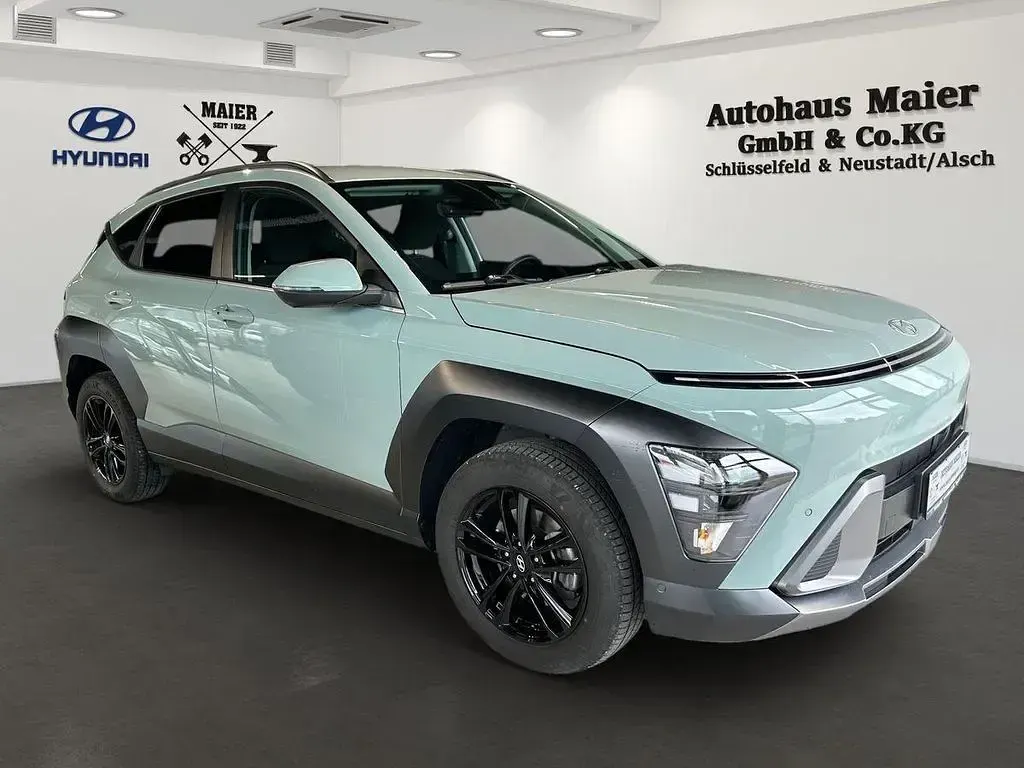 Gebraucht Hyundai Kona Trend 120 PS (88 kW) 2023 Grün SUV
