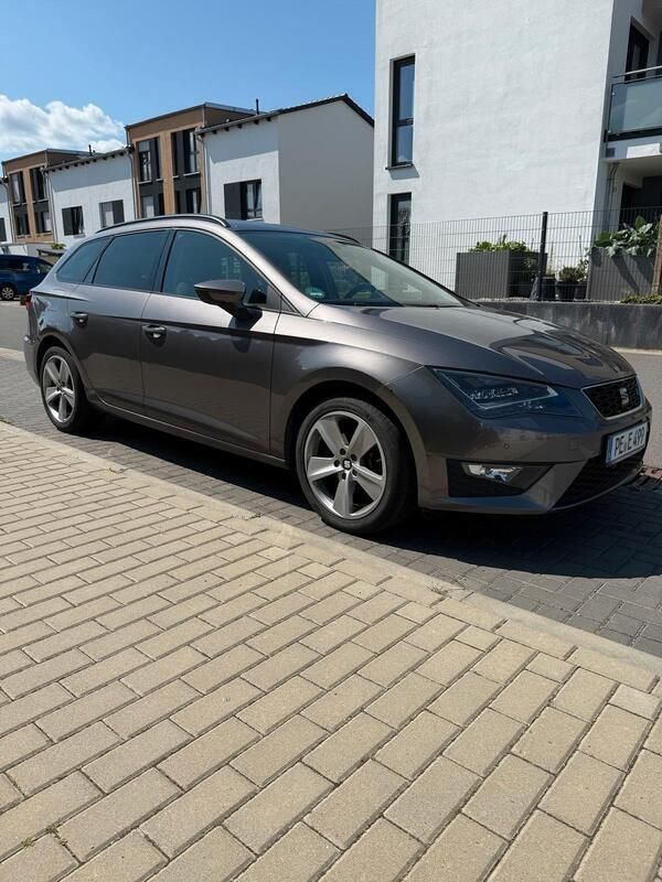 Grau Gebraucht 2015 Seat Leon FR Kombi | 6.700 € (Guter Preis) - Bild 1/4