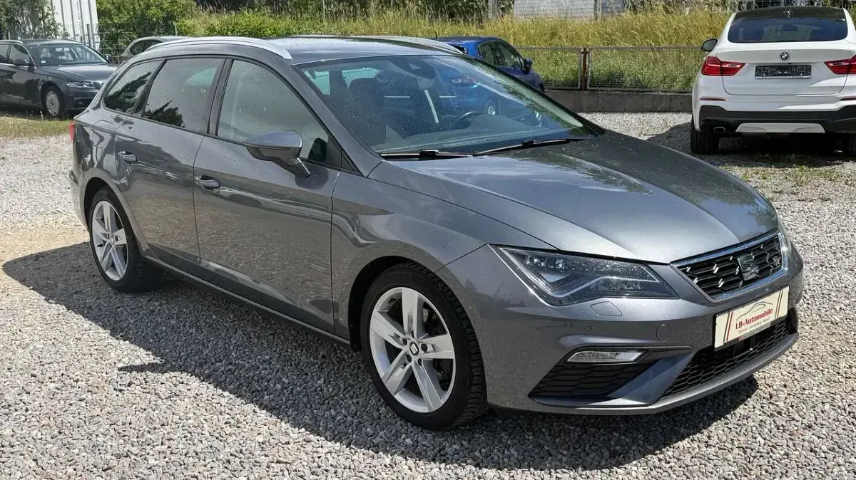 Gebraucht Seat Leon FR 150 PS (110 kW) 2018 "pirineos" grau Kombi