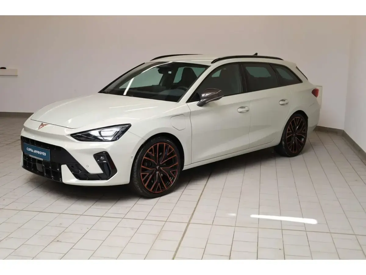 Gebraucht Cupra Leon VZ 272 PS (200 kW) 2025 Taiga grau metallic Kombi