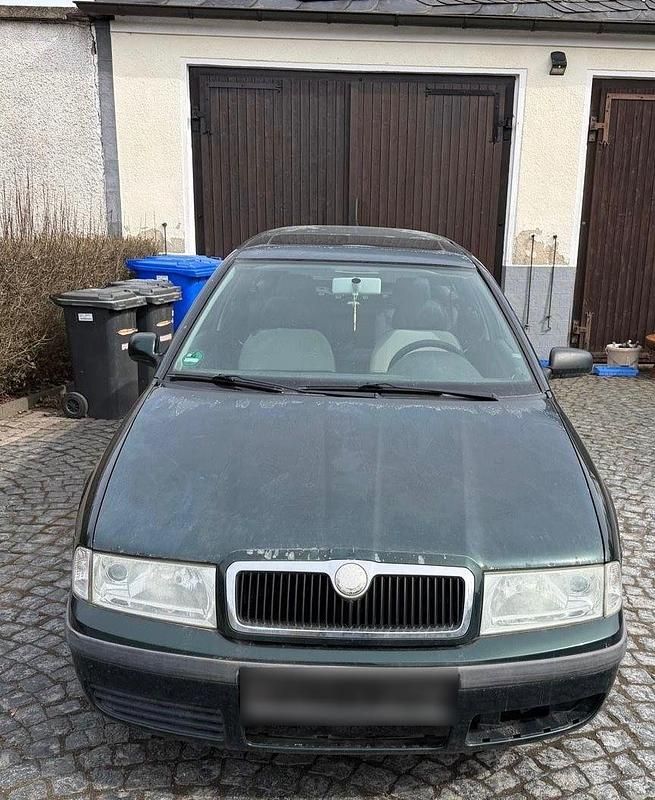 Gebraucht Skoda Octavia Ambiente 116 PS (85 kW) 2002 Grün Kombi