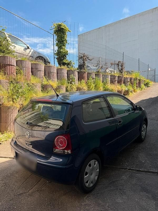 Gebraucht VW Polo 60 PS (44 kW) 2009 Blau Kleinwagen