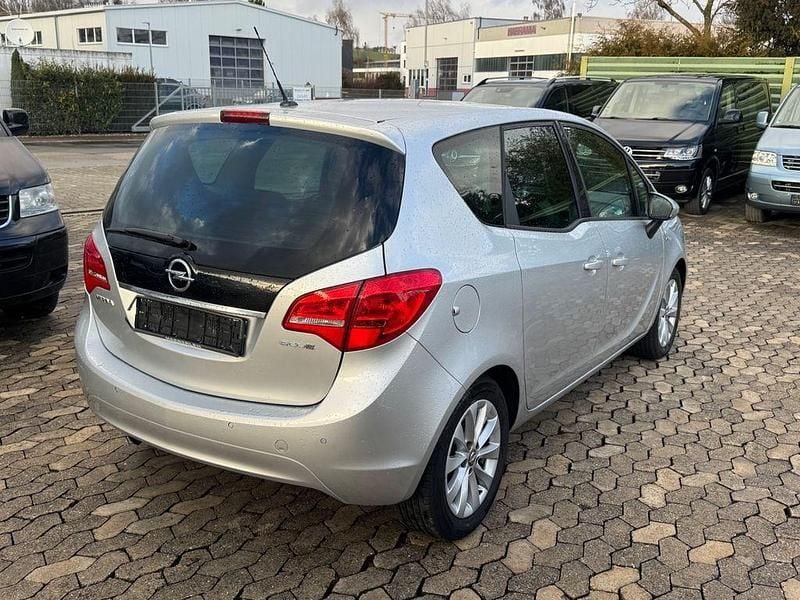 Gebraucht Opel Meriva drive 110 PS (80 kW) 2016 Silber Van / Kleinbus