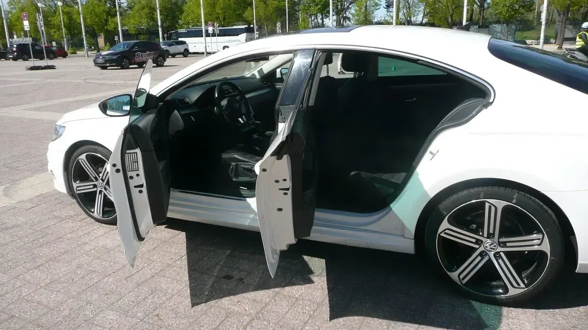 Usado VW CC 160 CV (117 kW) 2014 Blanco Berlina