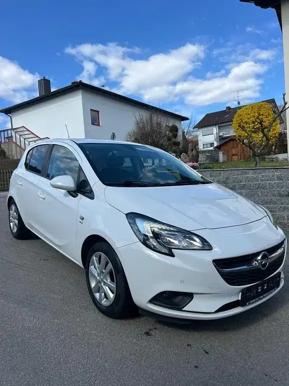 Gebraucht Opel Corsa Edition 101 PS (74 kW) 2018 Weiß Kleinwagen