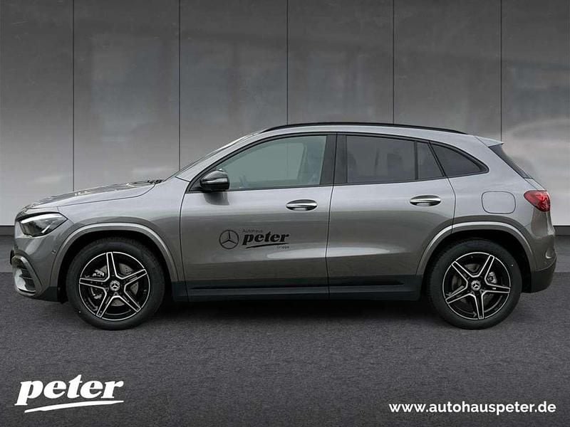 Gebraucht Mercedes GLA220 AMG 190 PS (139 kW) 2024 Metalliclack mountaingrau SUV